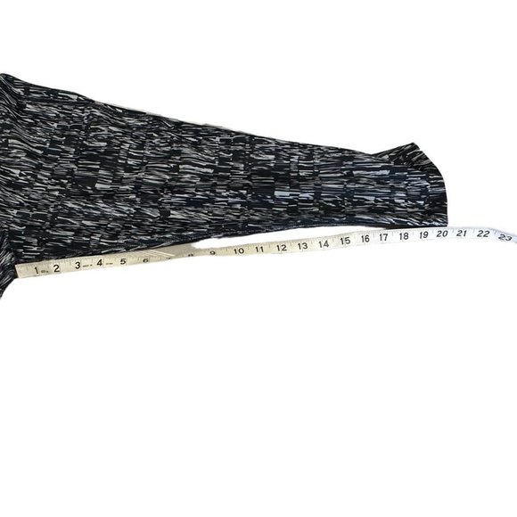 Nike Dry Fit Capri Workout Leggings - Picture 6 of 7